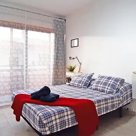 Verode Apartment, With Wifi شقة *